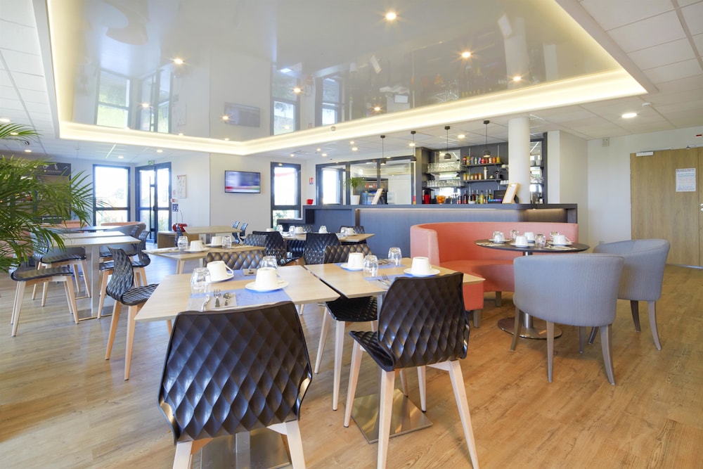 Kyriad Prestige Residence Cabourg - Dives-Sur-Mer 34/47