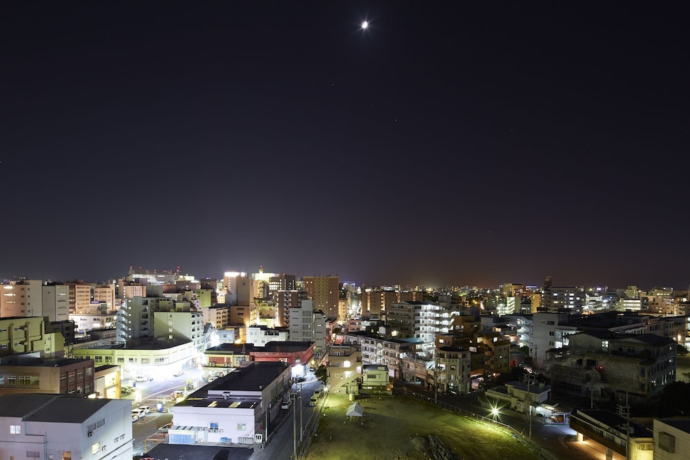 Hotel Resonex Naha 33/34