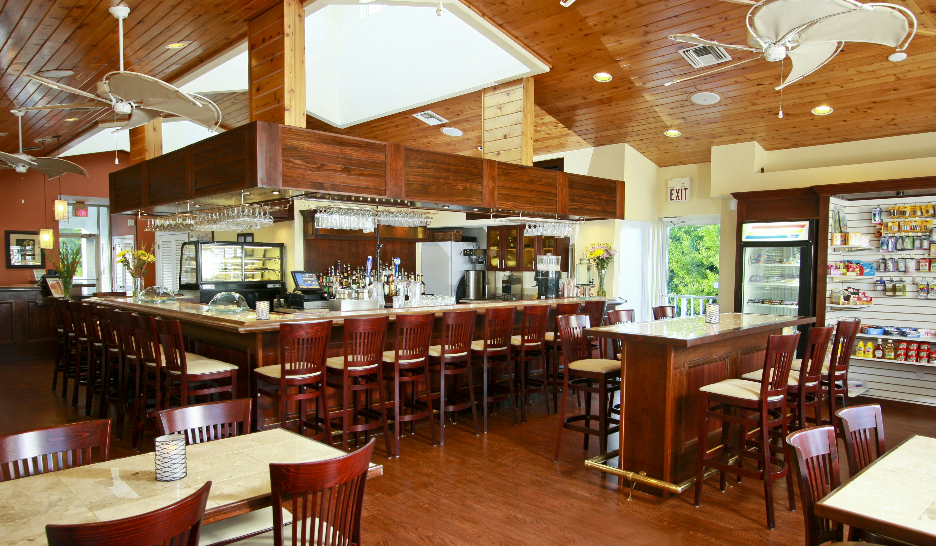 Ocean Pointe Suites Hotel 36/38