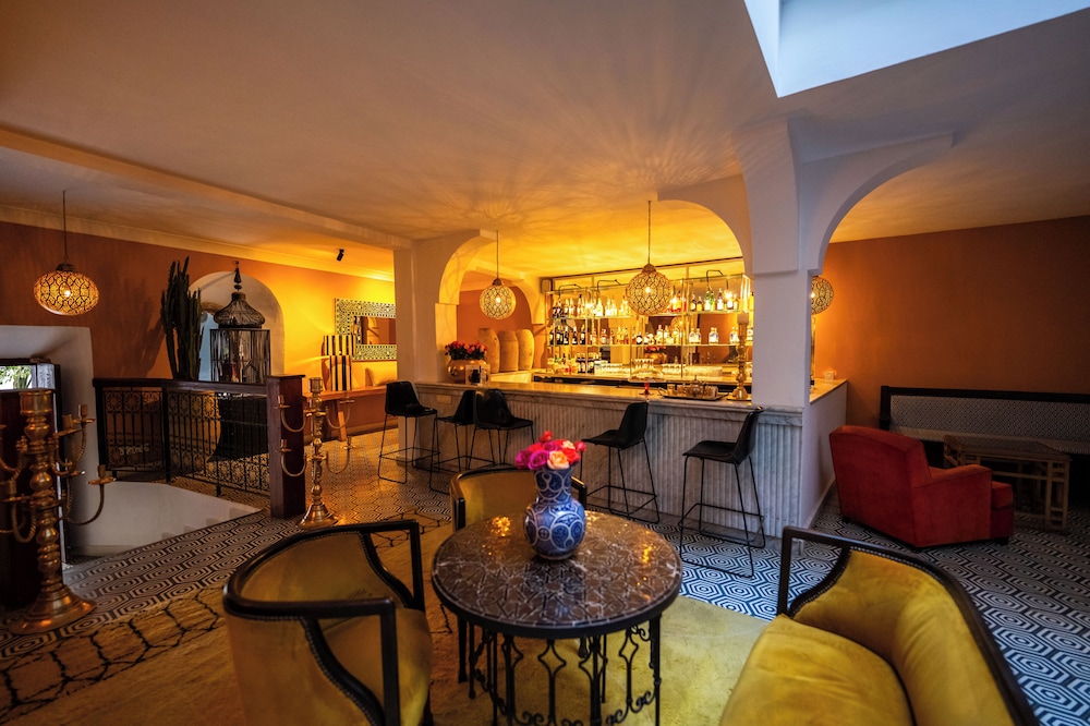 Riad Les Yeux Bleus 55/75