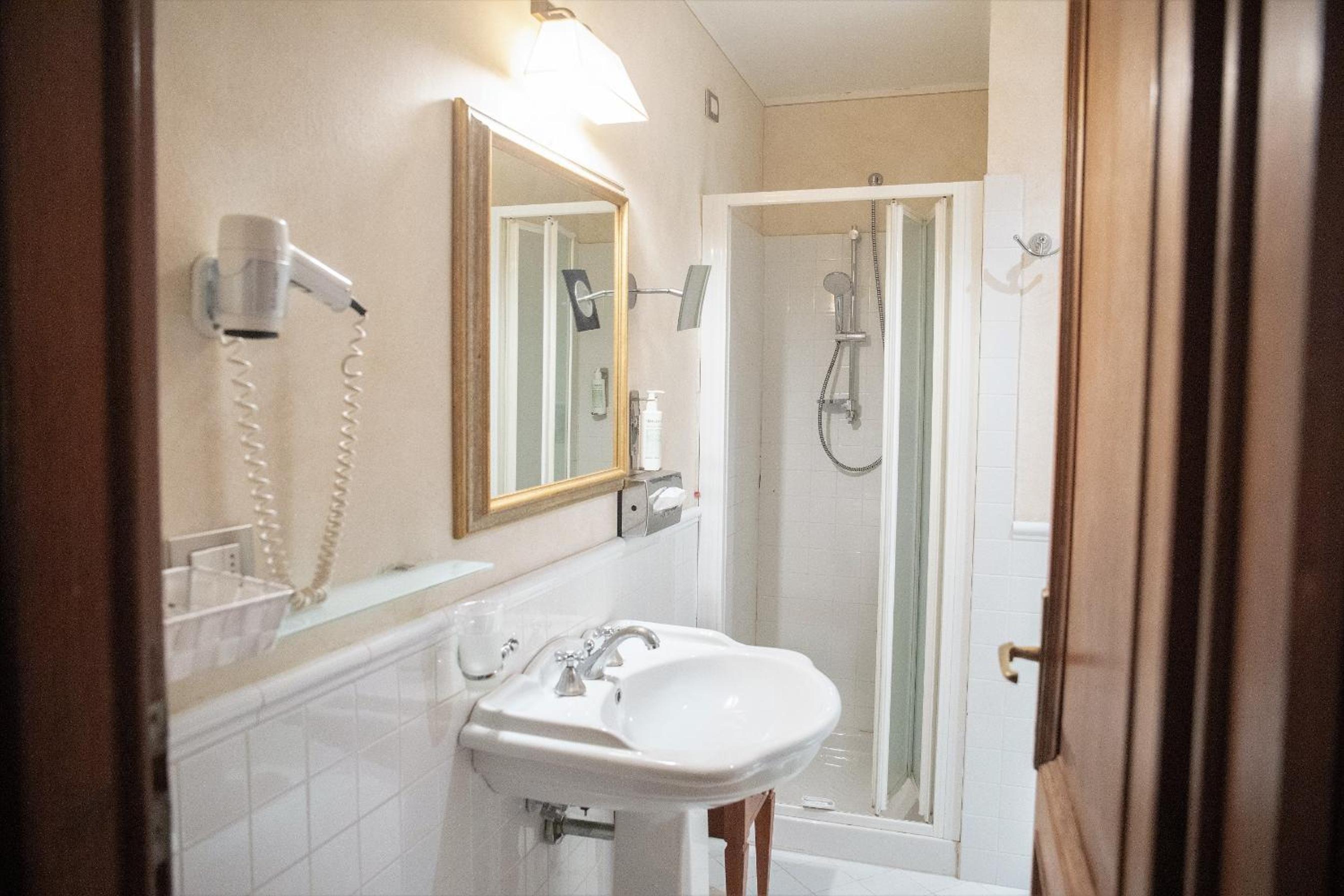 Charme, Double or Twin Bed، Hotel Clitunno 10/10