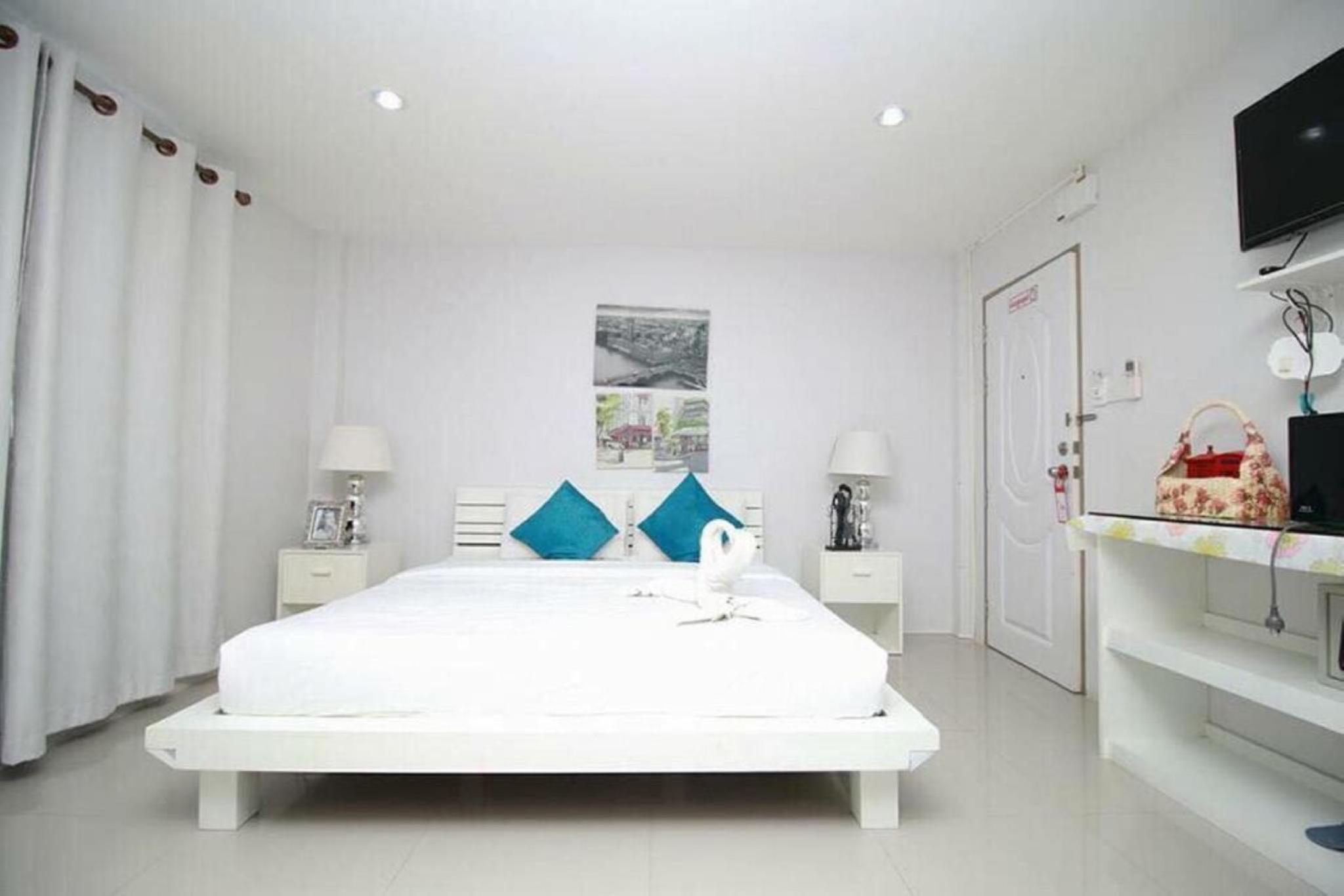Chic Hotel Suratthani 11/55