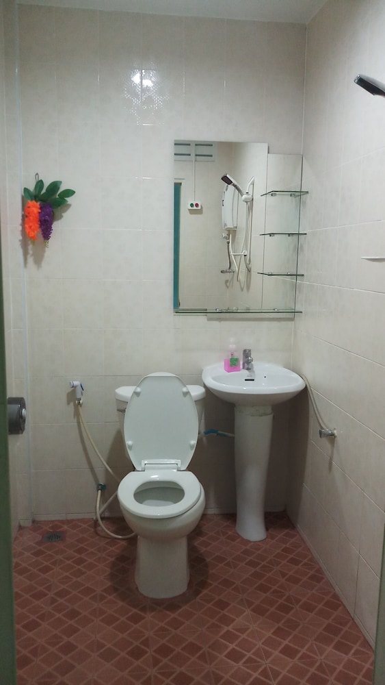 Kata S.T. House 22/41