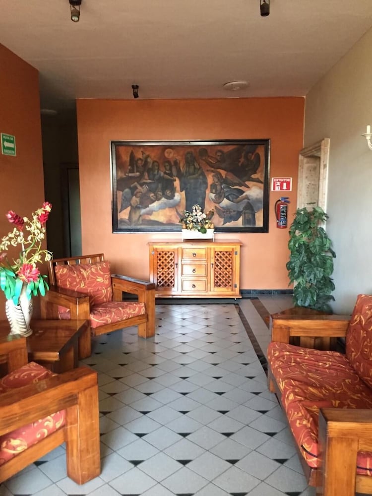 Posada Hidalgo Inn 9/40