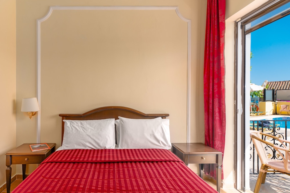 Corfu Secret Hotel 10/50