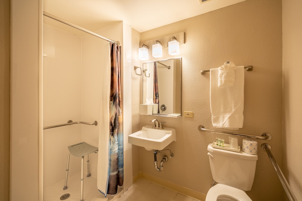 Kellogg West Conference Center &amp; Hotel 30/32