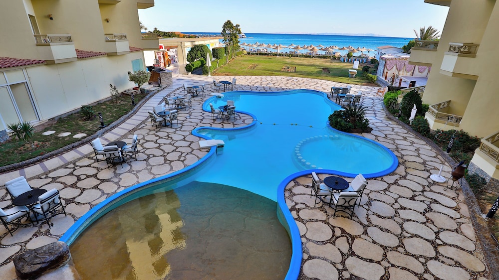 Magic Beach Hotel 47/50
