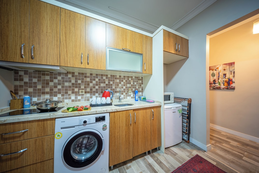 Feyza Apartments 5/50