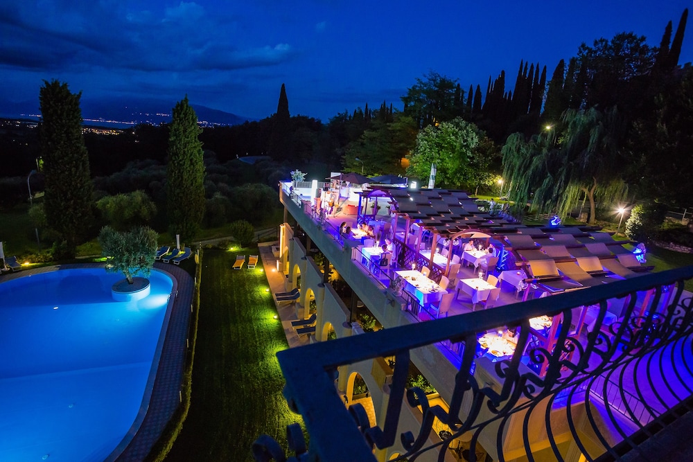 AHG Golf Hotel Porta del Sole 42/85