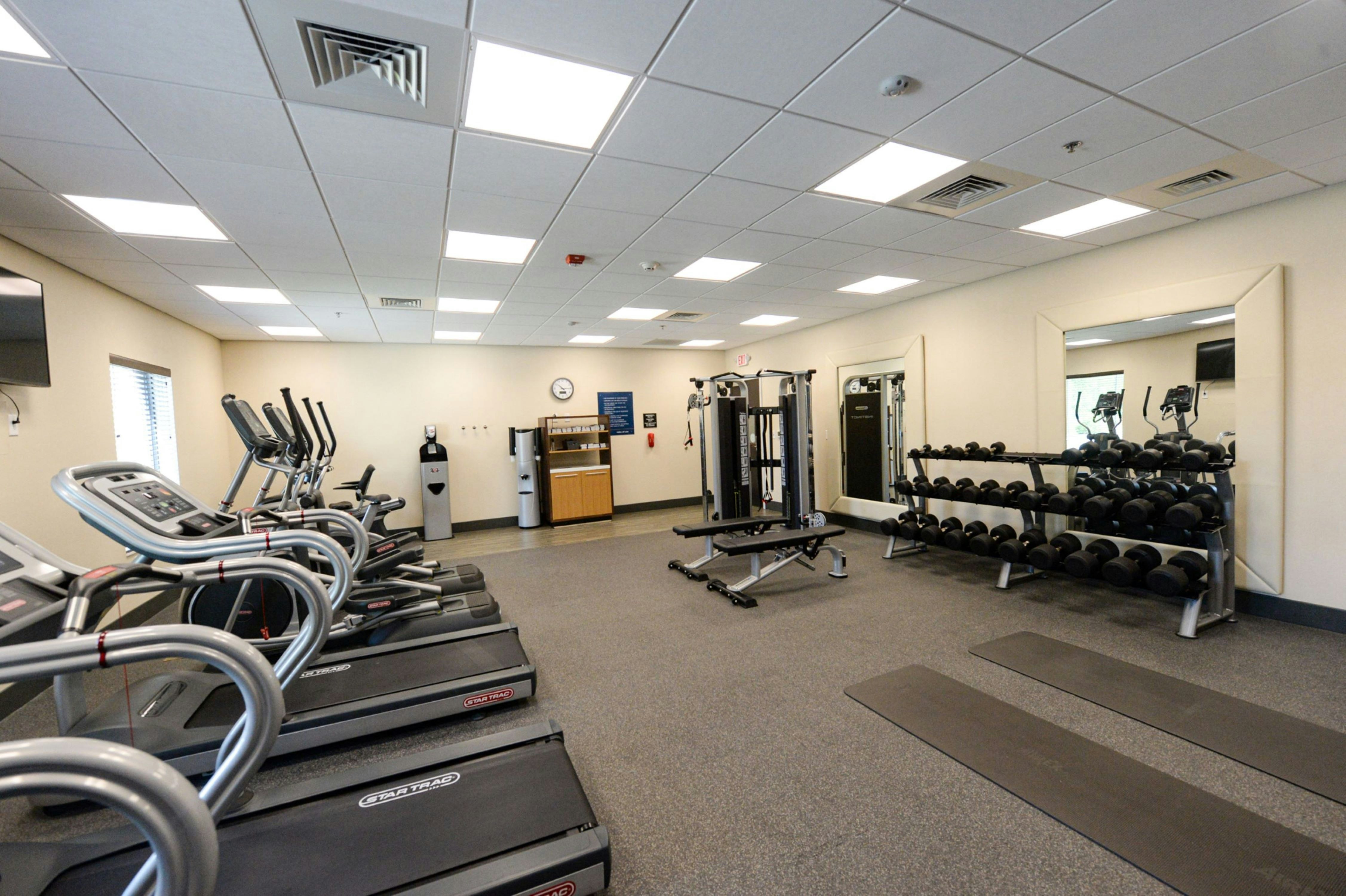 Hampton Inn Suites Lenoir Nc 54/76