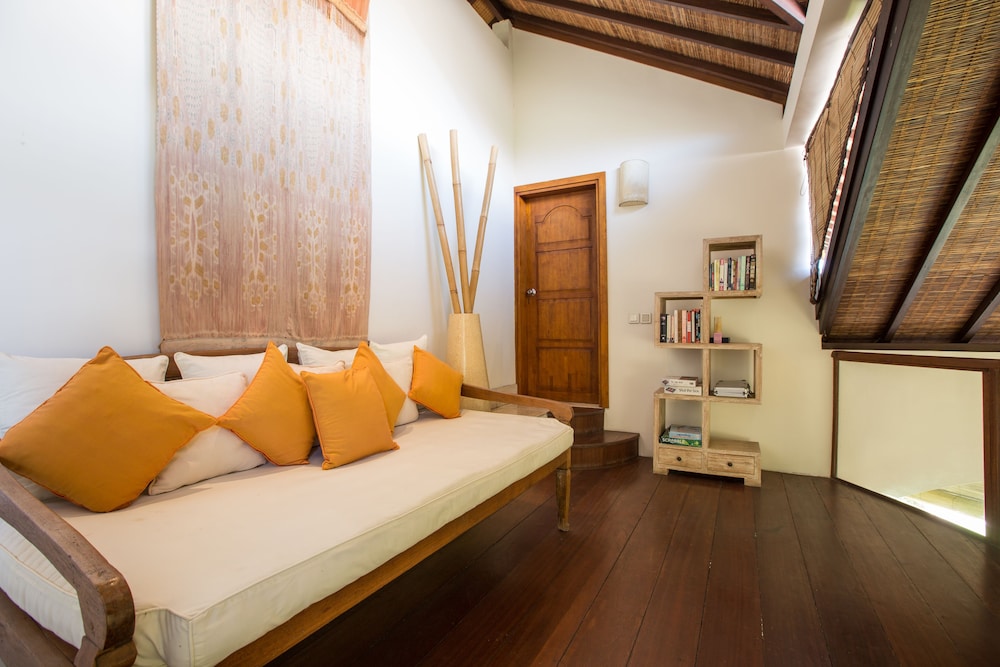 Mayana Villas 12/50