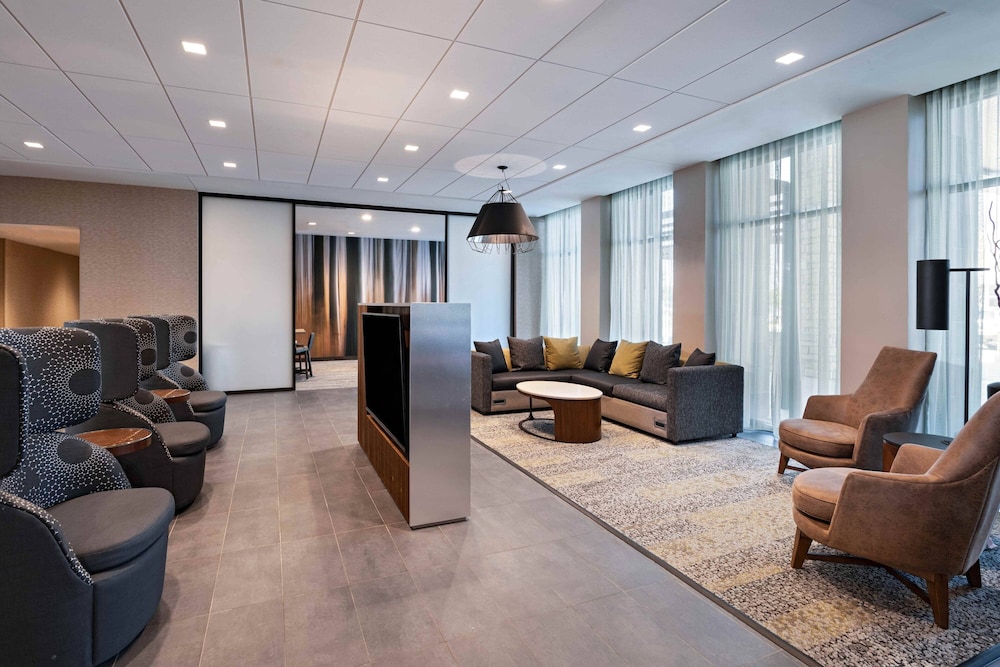 Courtyard by Marriott Dallas Grand Prairie 24/44