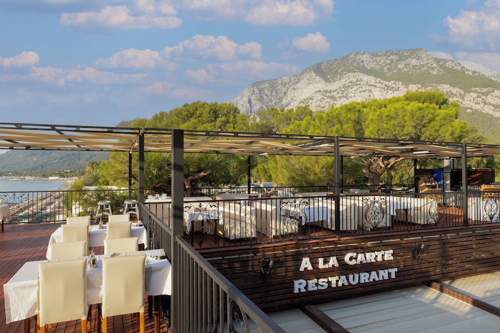 Club Hotel Belpinar 48/50