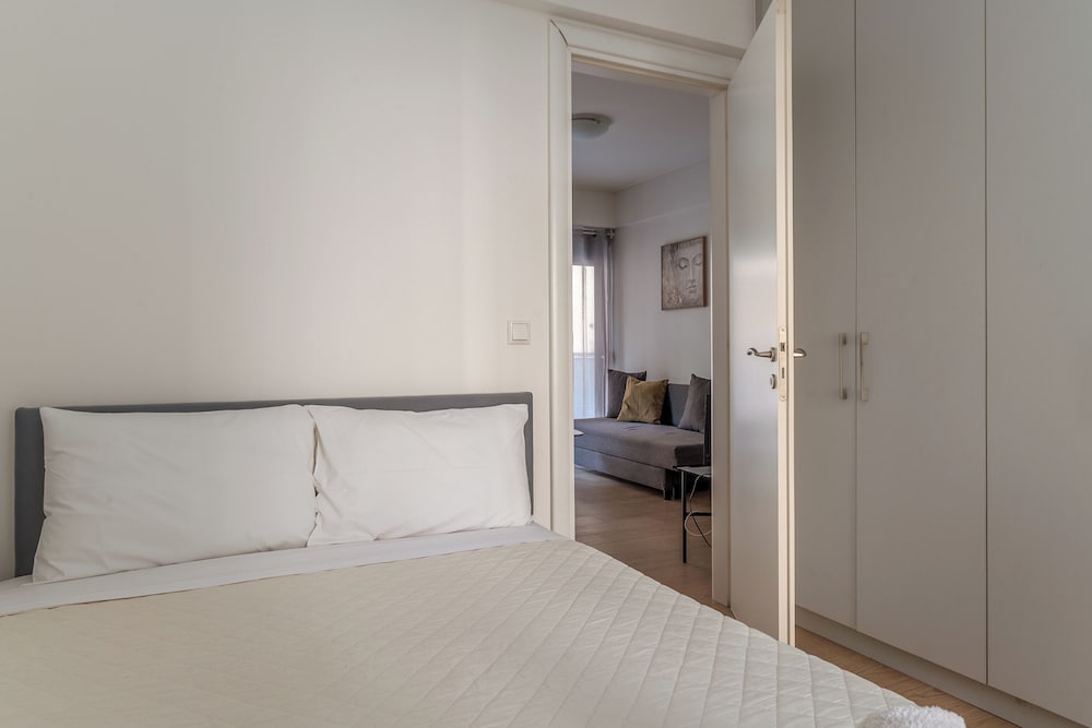 Elvita Apartments 6/50