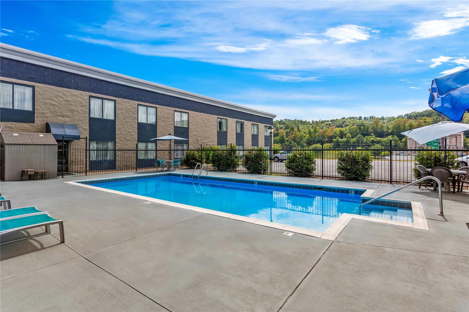 Rodeway Inn Barboursville, WV 30/31
