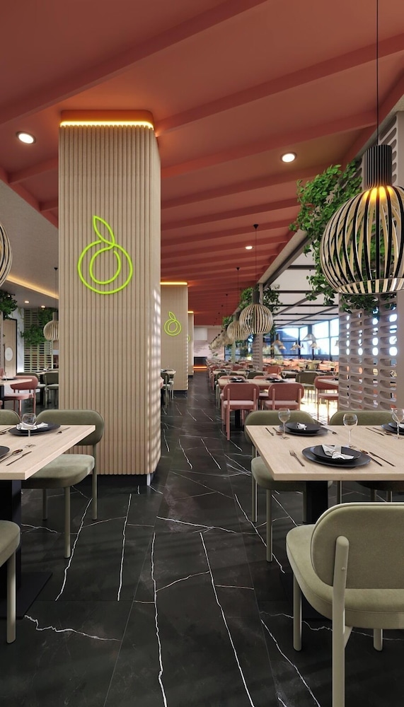 Almaris Resort Hotel 16/50