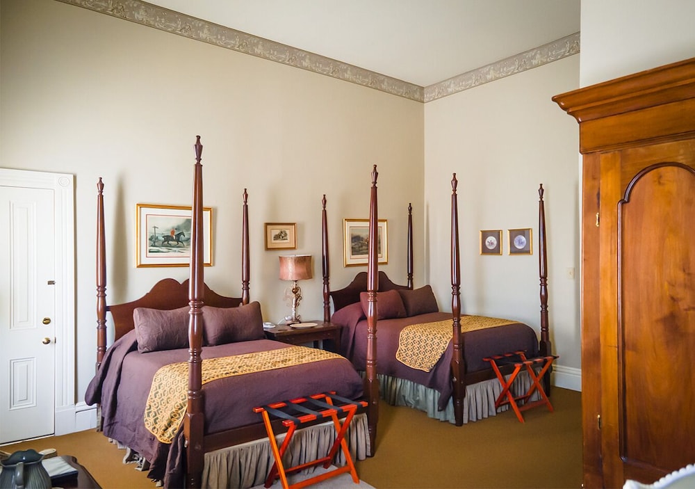 The Guest House Historic Mansion 55/73