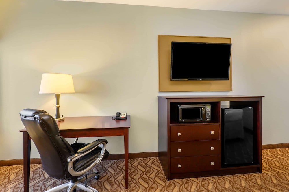 La Quinta Inn And Suites By Wyndham Longview North 37/46