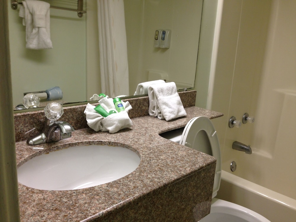 Guest Inn Pigeon Forge 48/48