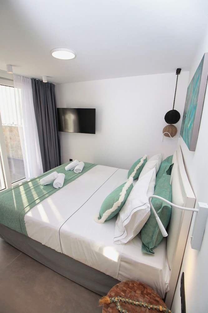 Villa, Queen Bed
