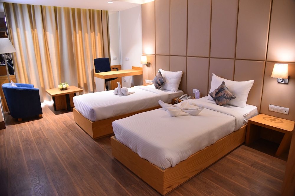 Hotel Narayanam 33/50
