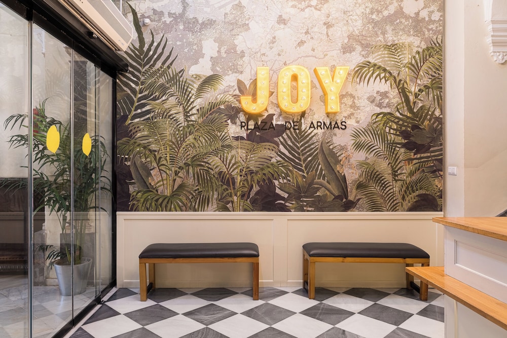 JOY Plaza de Armas 6/49