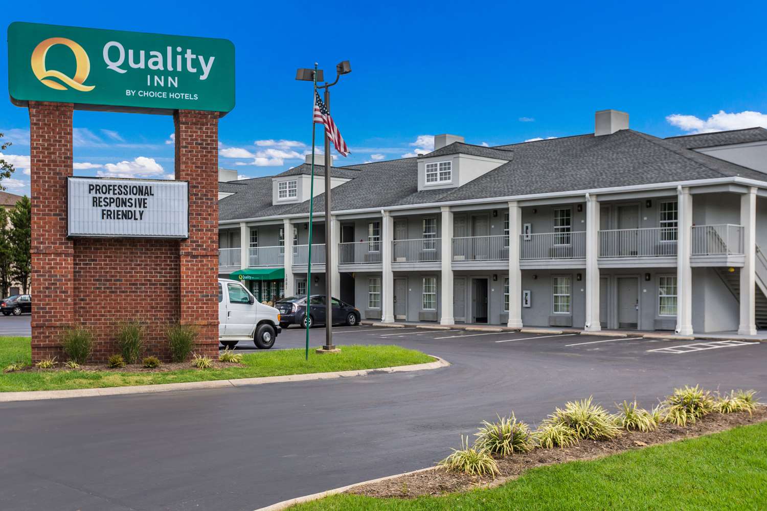Quality Inn Gallatin-Nashville Metro 2/33