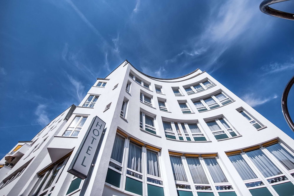 Aspire Elements Reutlingen, Trademark Collection by Wyndham 2/43