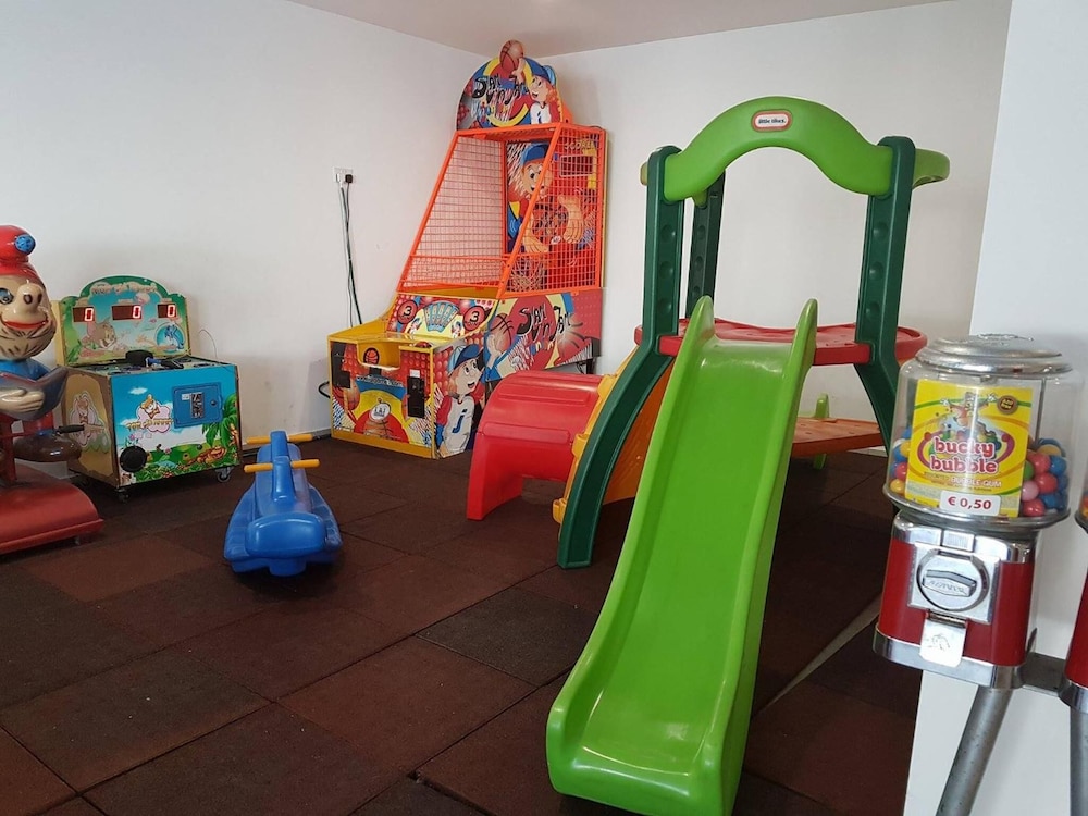 Melini Hotel Suites 31/43
