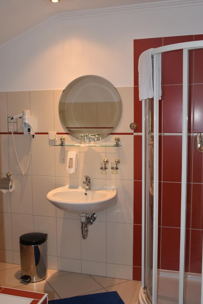 Hotel am Bahnhof 37/38