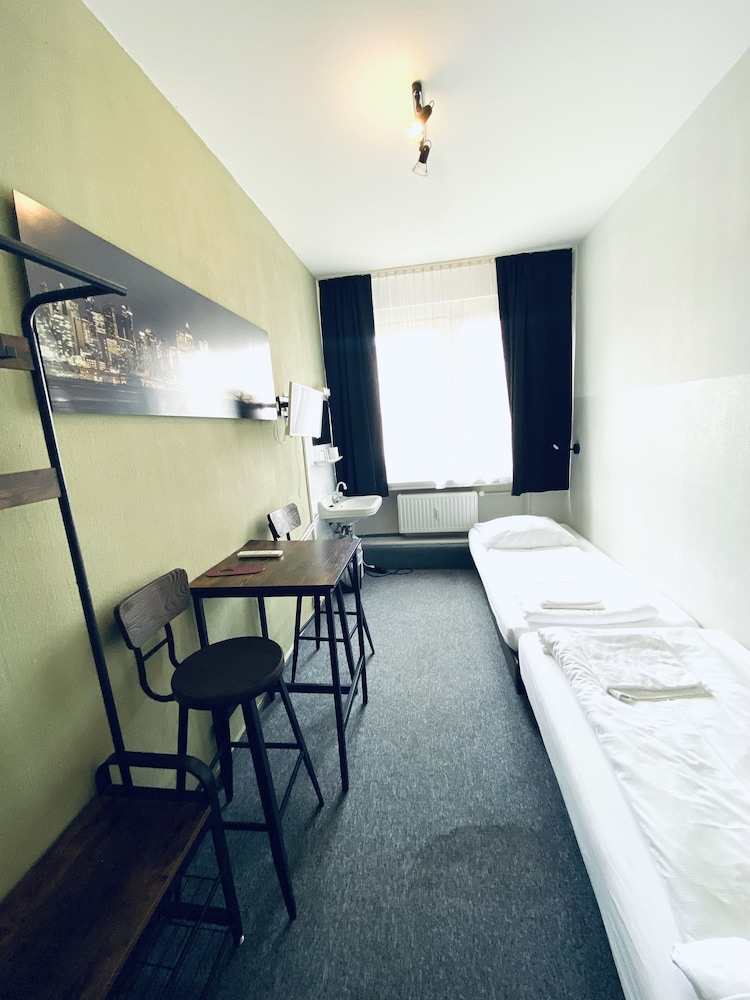 Hotel Schwarzer Bar 46/52