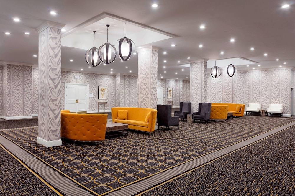 Sheraton Charlotte Hotel 7/50