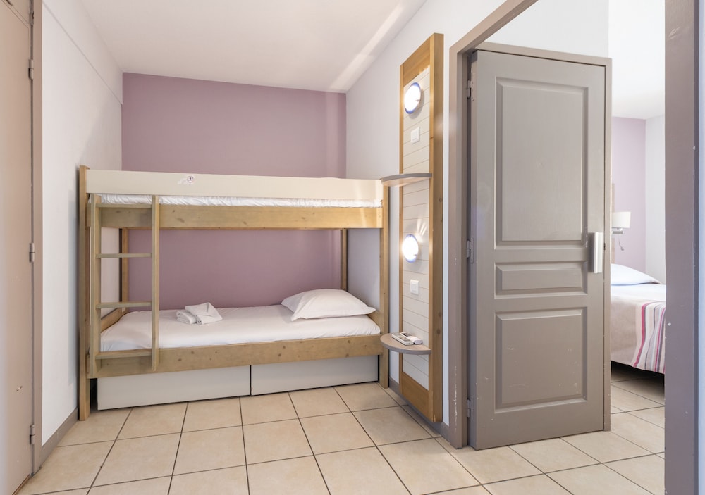 RESIDENCE LA ROSTAGNE 50/50