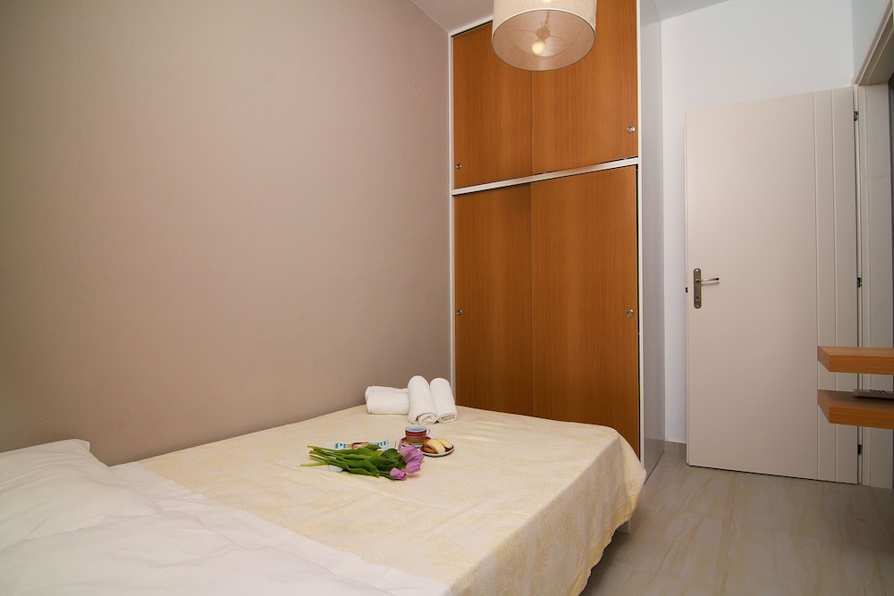 Iperion Apartment 5/15