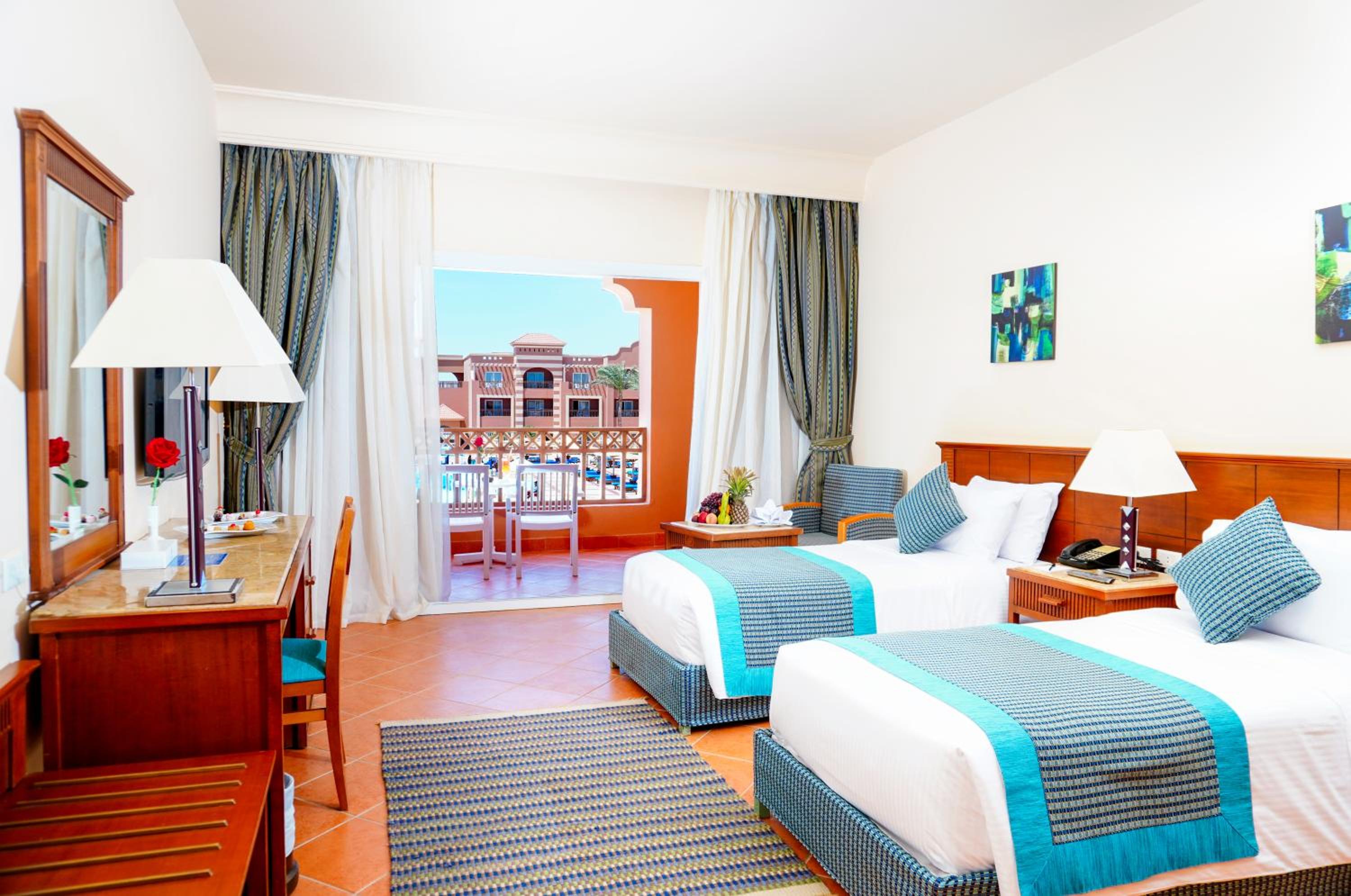 Family Suite 3A+2C، Charmillion Club Aqua Park 5/10