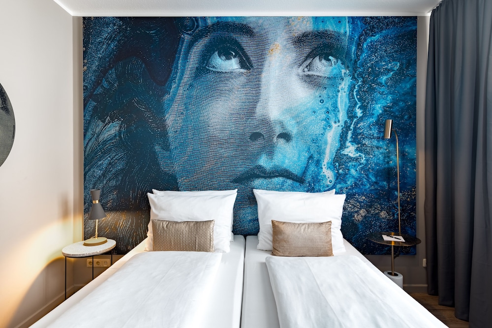 Aspire Elements Reutlingen, Trademark Collection by Wyndham 11/43