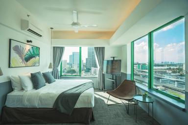 Family Suite, Executive