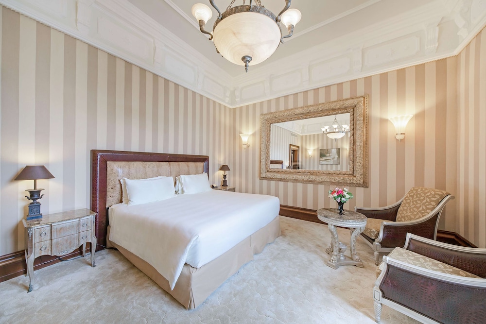 Anantara Palazzo Naiadi 28/84