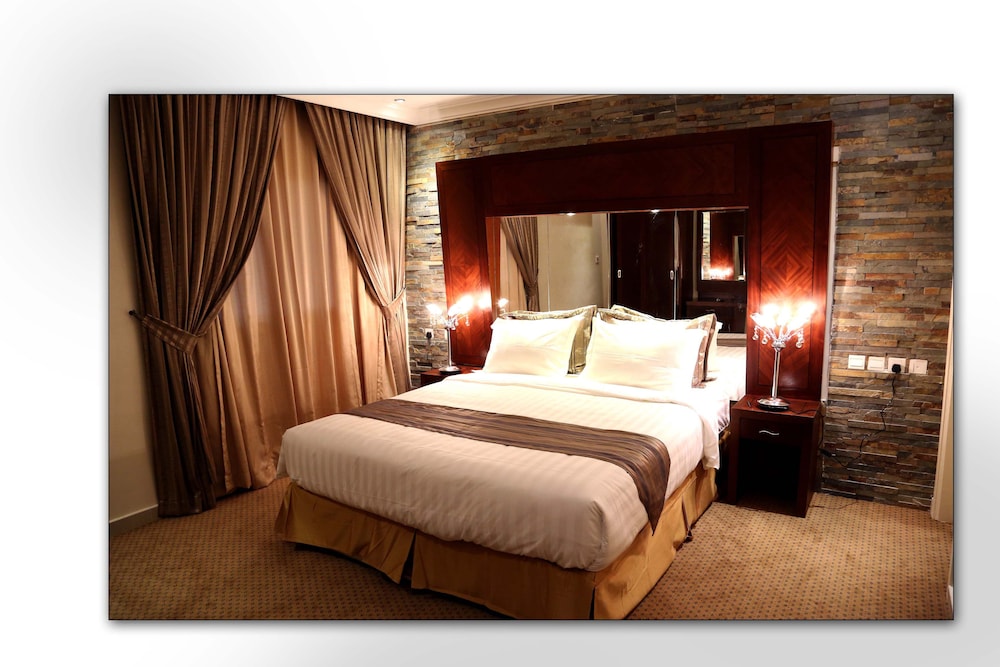Loren Suites Al Salamah 11/50