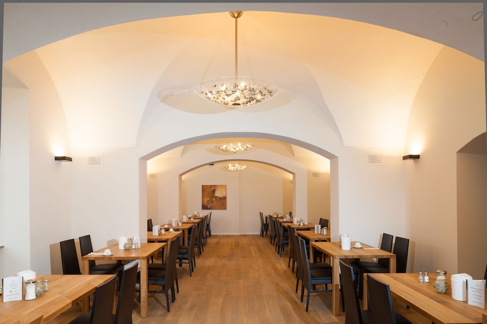 Kloster Holzen Hotel 14/32