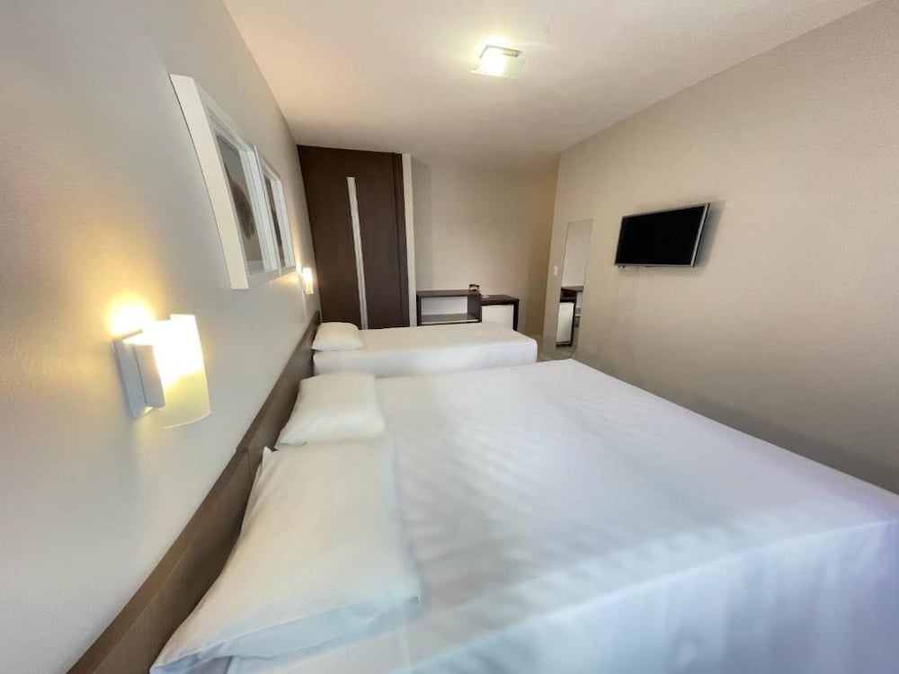 Ryan Hotel 15/41