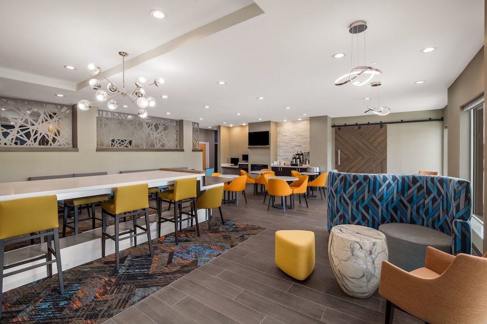 Hawthorn Extended Stay by Wyndham Sulphur (Lake Charles) 29/38