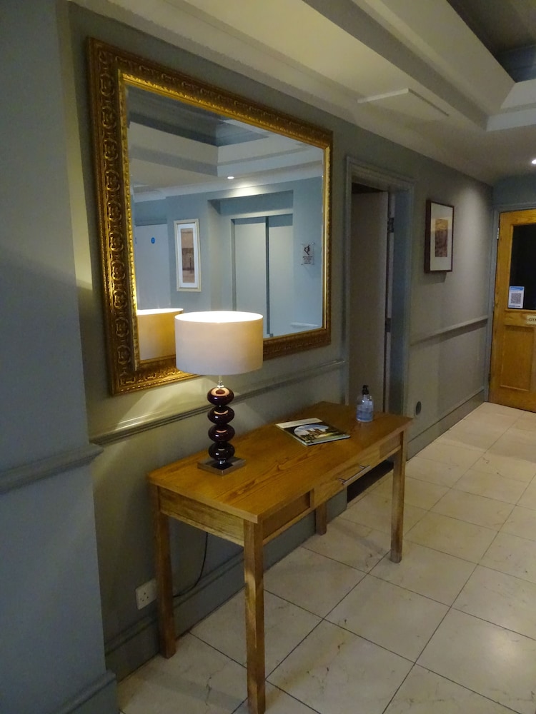 The Beeches Hotel And Leisure Club 4/50
