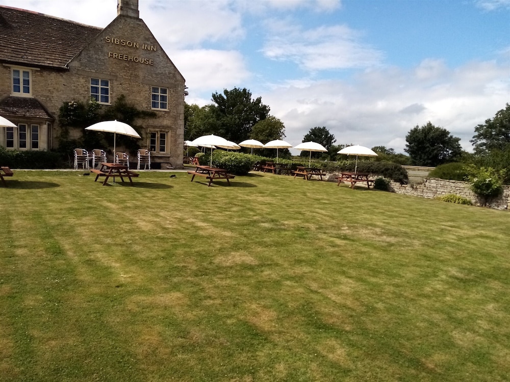 The Sibson Inn Hotel 39/50