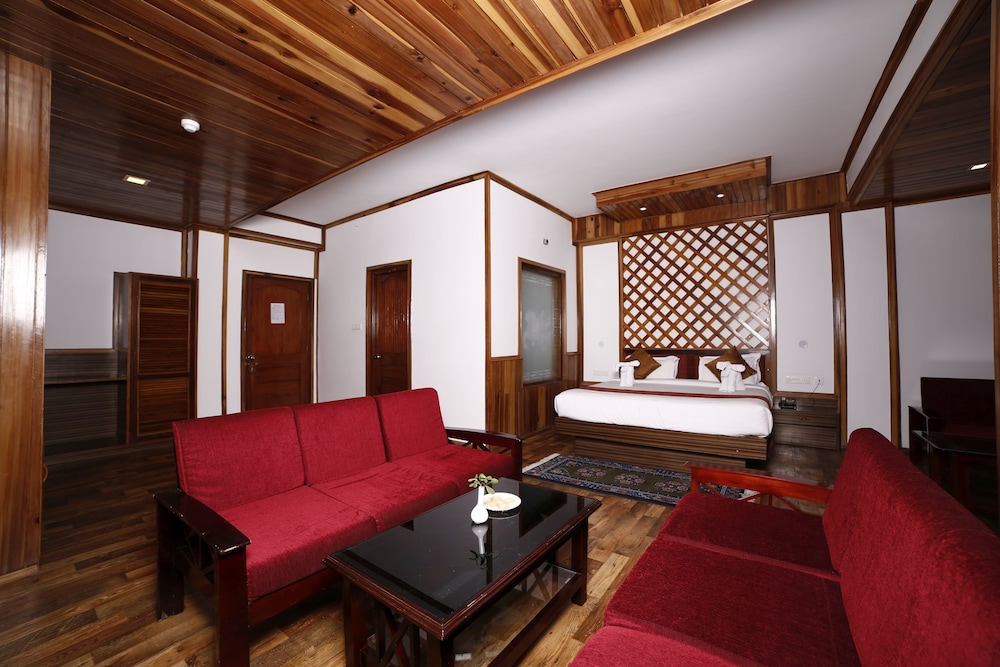 Yangthang Heritage 38/50