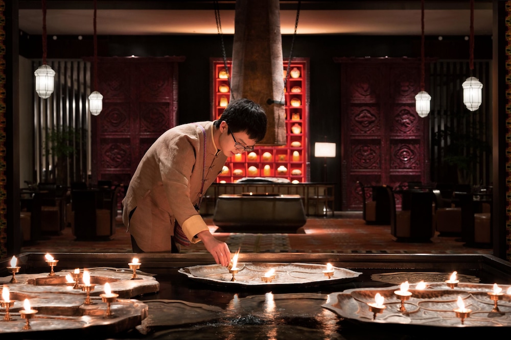 Shangri-La Resort Shangri-La 20/50