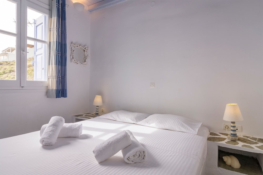 SERIFOS BEACH HOTEL 14/50