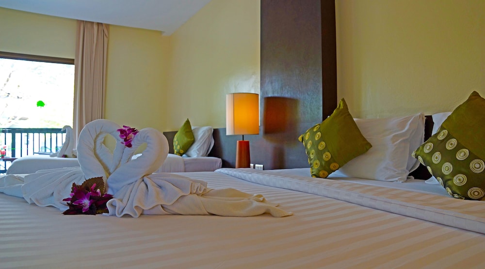 Palm Galleria Resort 34/71