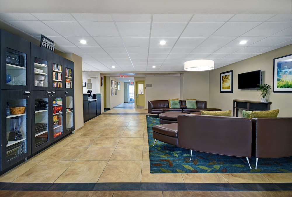 CANDLEWOOD SUITES COLUMBIA-FT. JACKSON 12/62