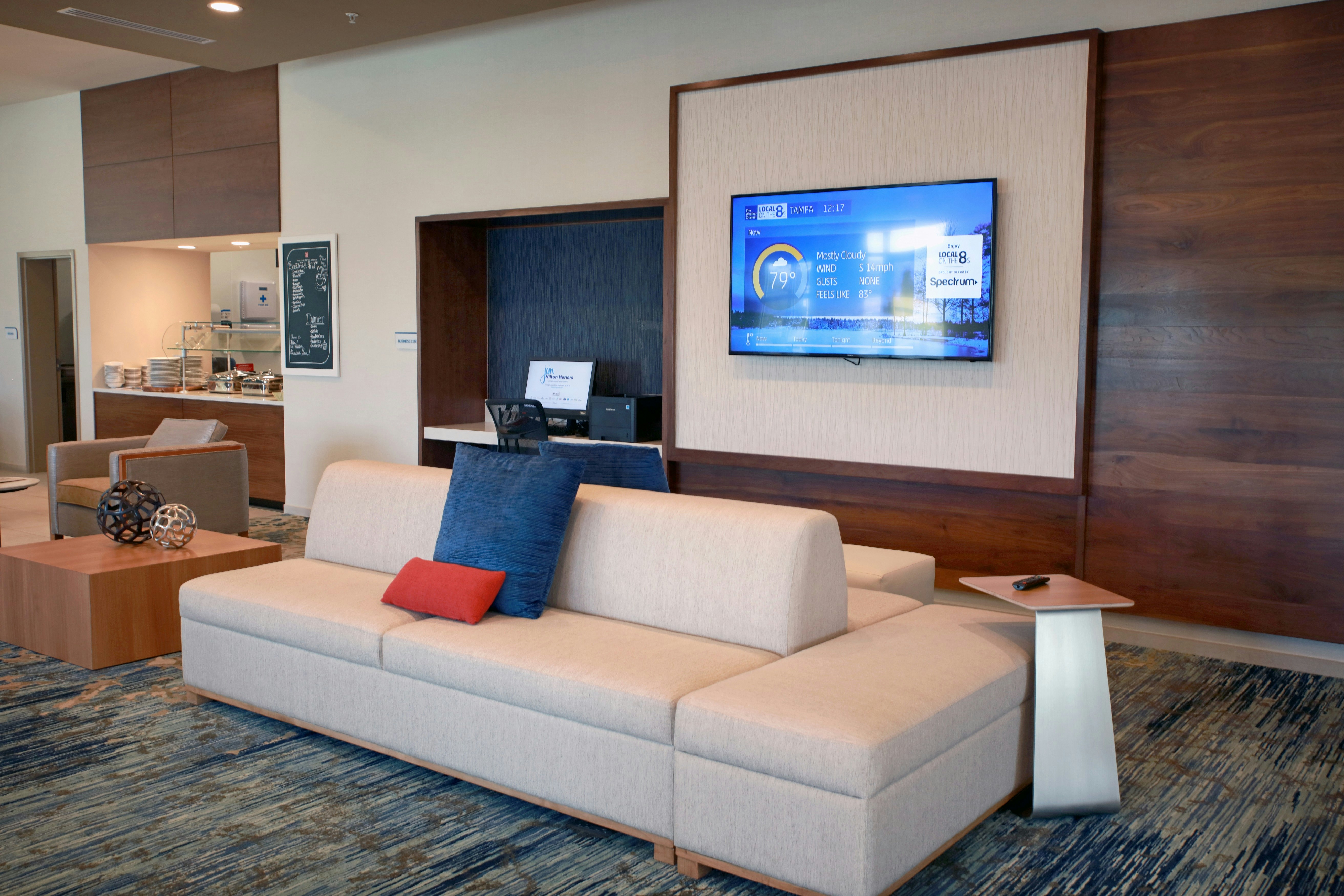 Hilton Garden Inn Tampa-Wesley Chapel 33/59